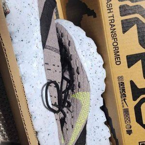 Nike Space Hippie 04 'Grey Volt' Mens 10.5